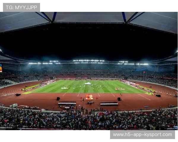 海港球迷经济学：一座城市如何养活一支王朝球队