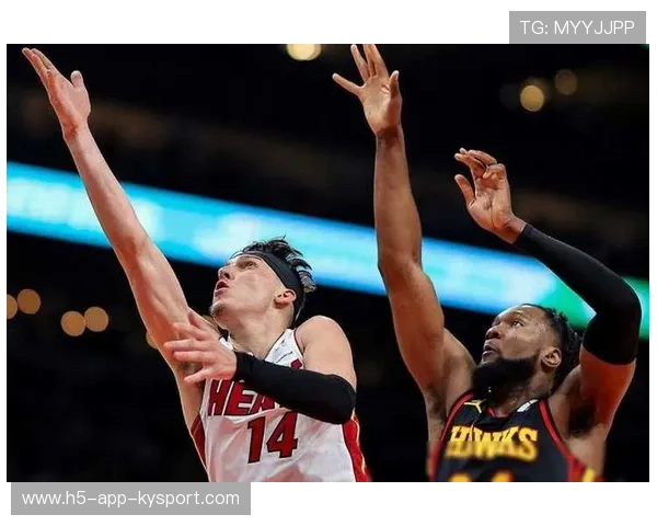 老鹰四分卫发挥出色，带队完成逆转，老鹰三分王